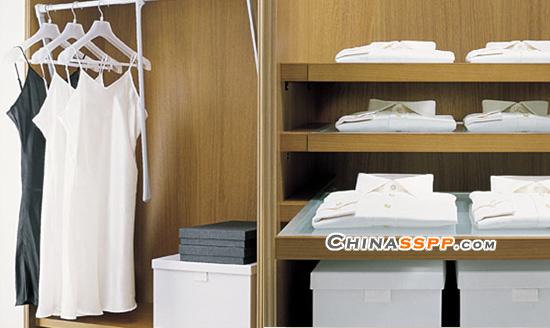 意式衣帽間展現(xiàn)奢華魅力