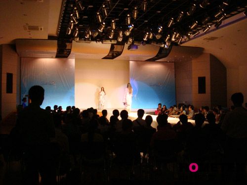 花雨傘家紡2008秋冬新品秀