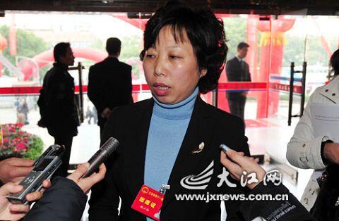 張小紅:贛繡將亮相上海世博會