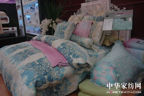 依諾雅絎縫創新“綻放”