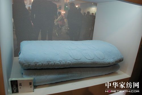 依諾雅絎縫創新“綻放”