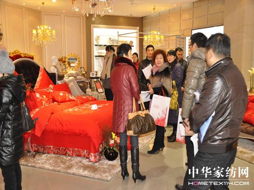 2011年美羅家紡春夏新品發布會隨想