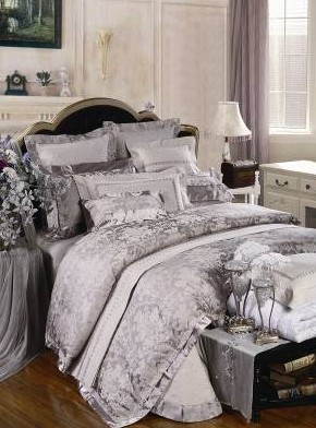 “青韻•幽藍”百麗絲2011年春夏新品上市