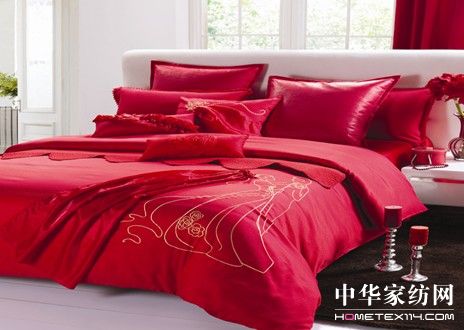 艾萊依:細嗅薔薇 重溫記憶痕跡