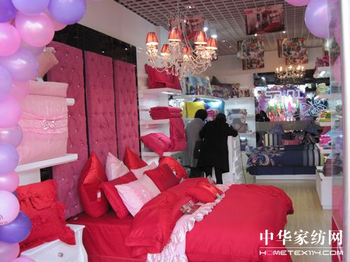 尚瑪可掀起開店高潮