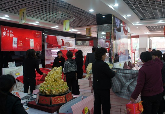 吉祥三寶五一活動掀起高潮