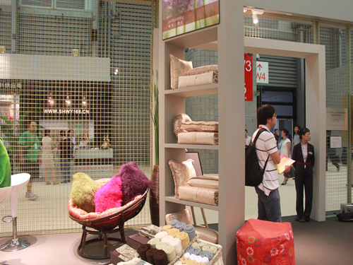 縵狄•雅藍特色“打”市場