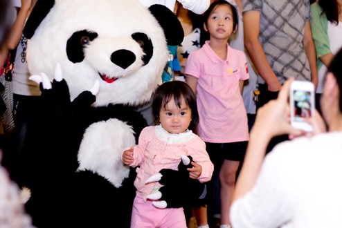 埃迪蒙托“拒絕冷漠擁抱溫暖”