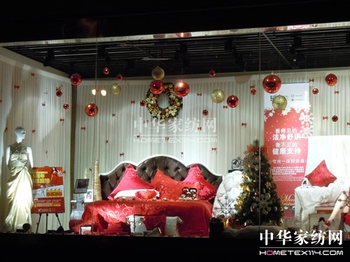 凱盛提前在八佰伴奏響圣誕樂章