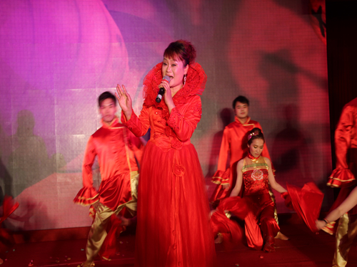 盛宇舉行2012年迎新春聯歡晚會