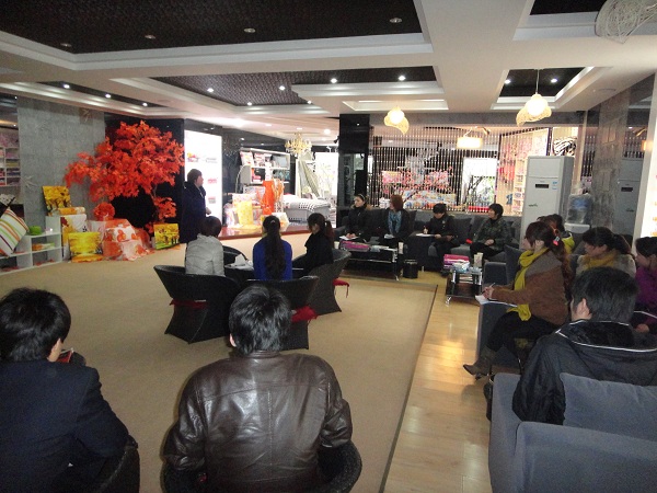 雨蘭完善加盟商培訓(xùn)體系促轉(zhuǎn)變