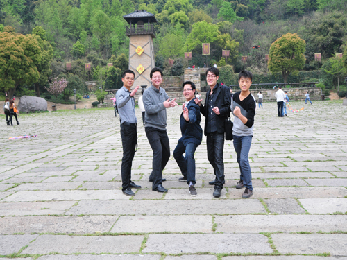 ���Q���ҼҼ��M���T�����[������^(q��)