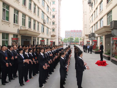 盛宇集團“早宣誓”系列文化感化凝聚員工每一天