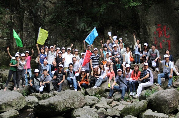 激流勇進(jìn),居夢(mèng)萊團(tuán)隊(duì)拓展一期培訓(xùn)營(yíng)之浙西大峽谷