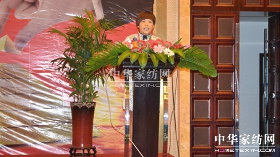 依諾雅秋冬“贏•未來”招商會盛大開幕