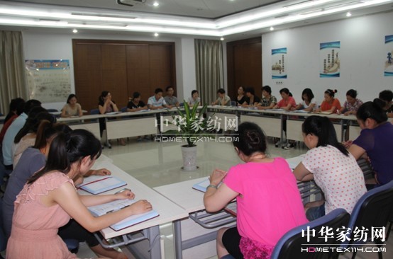 銷售旺季來臨 寶縵家紡制造中心全力以赴趕生產(chǎn)