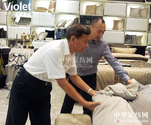 ���A��I(y��ng)��I(y��)(li��n)�ϕ�(hu��)���f(w��n)�ҿ������_�m