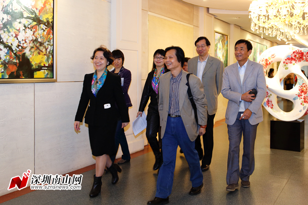 深圳市領(lǐng)導(dǎo)調(diào)研富安娜