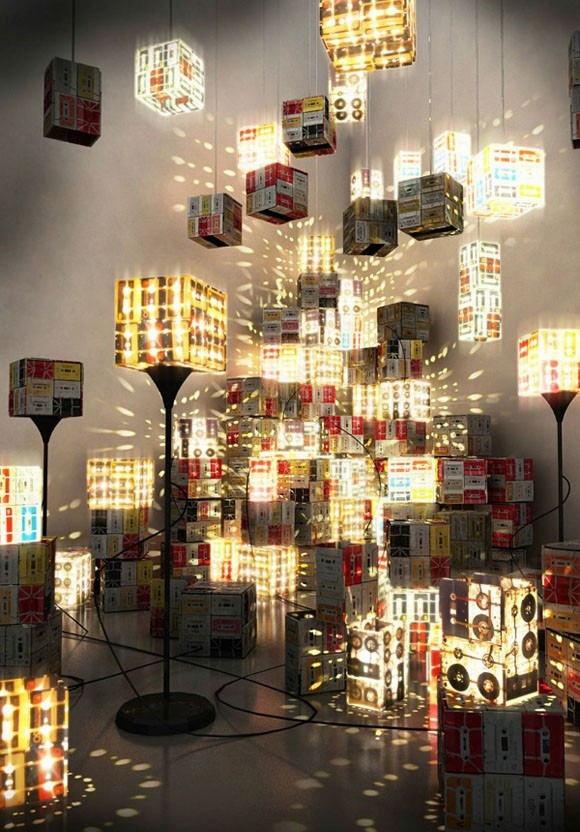 �����f�Ŏ���