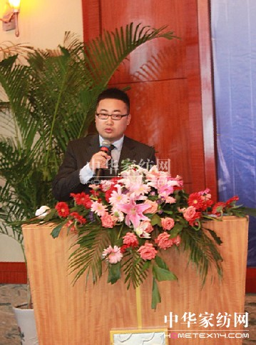 婼曼緹2013秋冬新品發布會開幕