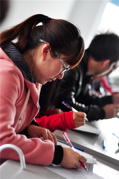 �Ϸ����(li��n)��ɽ�(y��ng)��ȫ�k���_(k��i)��ȫ���a(ch��n)��Ӗ(x��n)